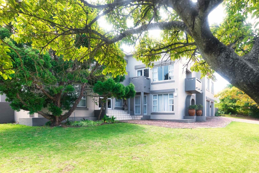 7 Bedroom Property for Sale in Hermanus Heights Western Cape